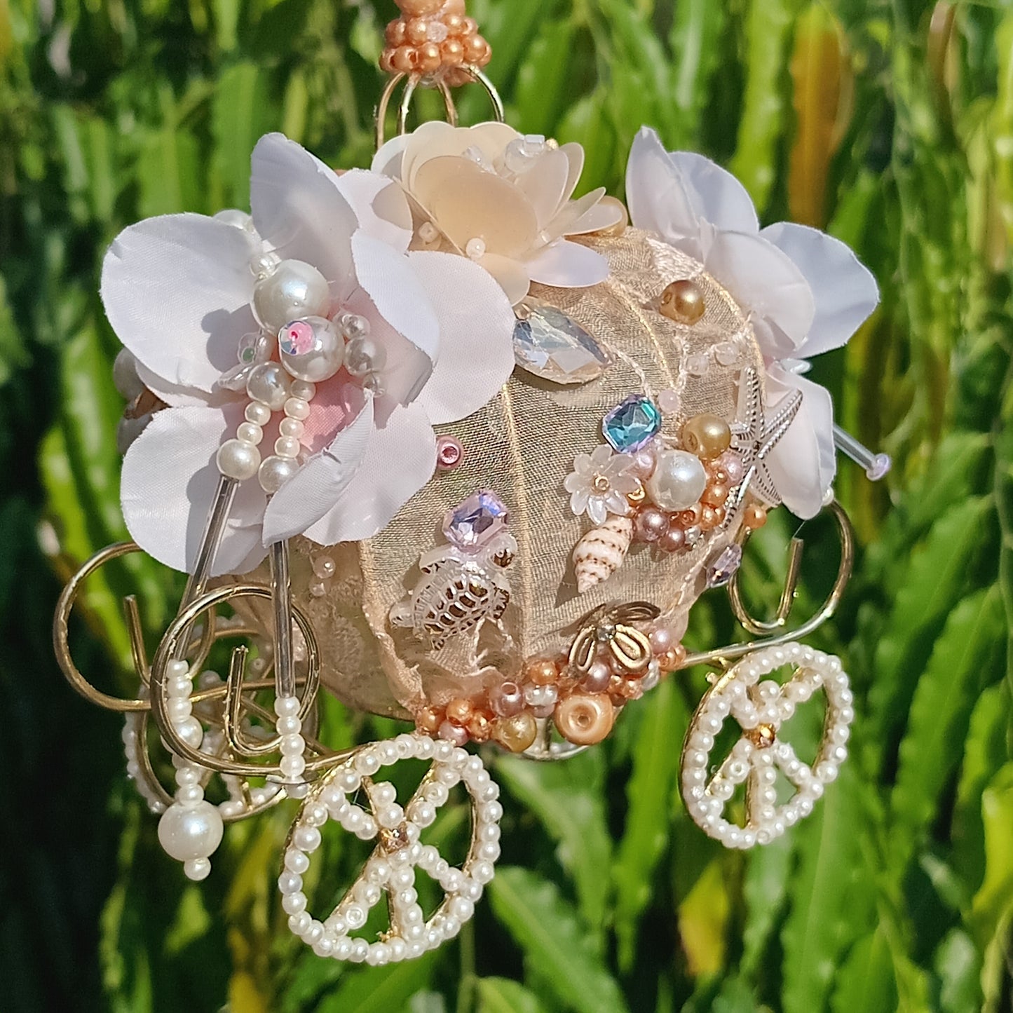 Gold pink Vintage Carrige Bag.